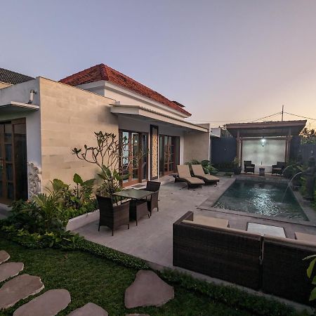 Villa Na-Na Ubud Buitenkant foto